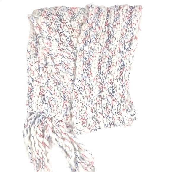 Fringe Scarf - Picture 4 of 5